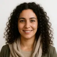 خانم احمدی